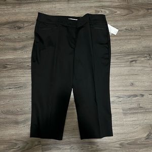 NWT Ricki’s Ladies Size 12 Black Sateen Capris